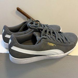 Puma Low Cut Tennis Shoes